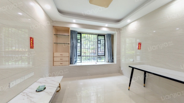 华强广场二手房实景图