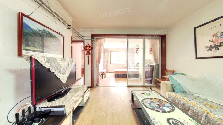 君峰路二手房实景图