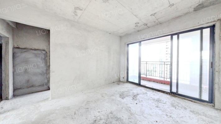 和泰名府二手房实景图