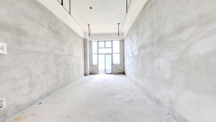 红谷瑞仕城际广场二手房实景图