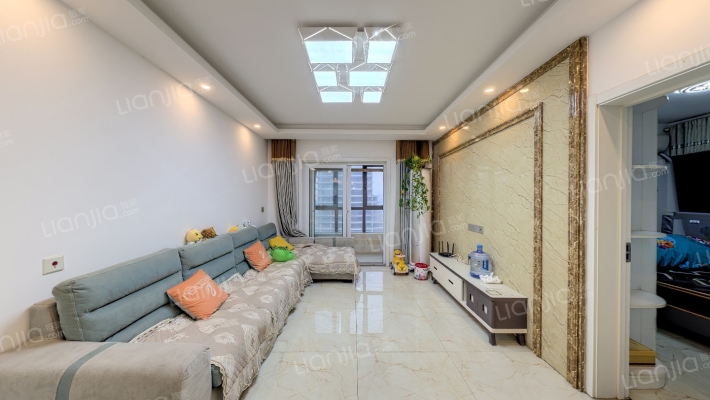 泰成悦府二手房实景图