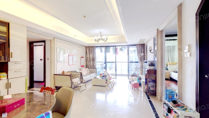 富力公园28二手房实景图