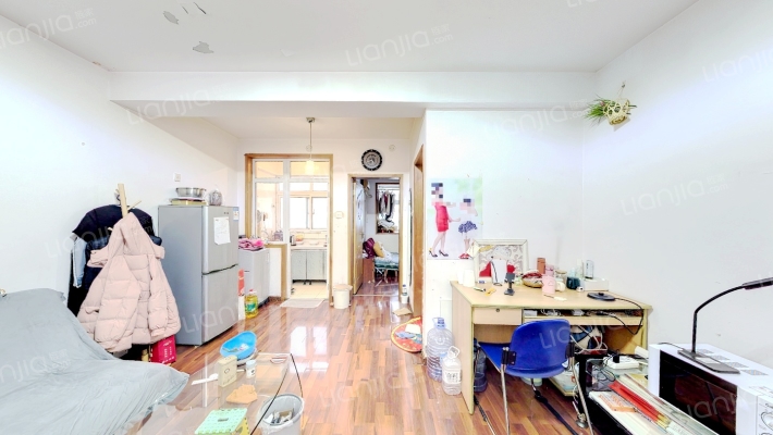 青年居易小区二手房实景图