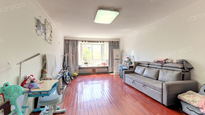 东油馨村二手房实景图