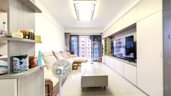 御蓝湾花园二手房实景图