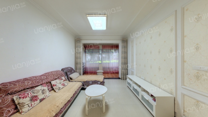 保利香槟花园A区二手房实景图