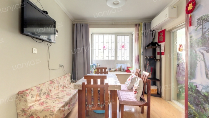 石湾新苑二手房实景图