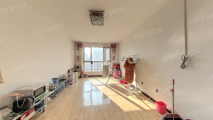 保利玫瑰湾二手房实景图