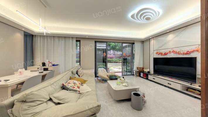 中国铁建西派金沙二手房实景图