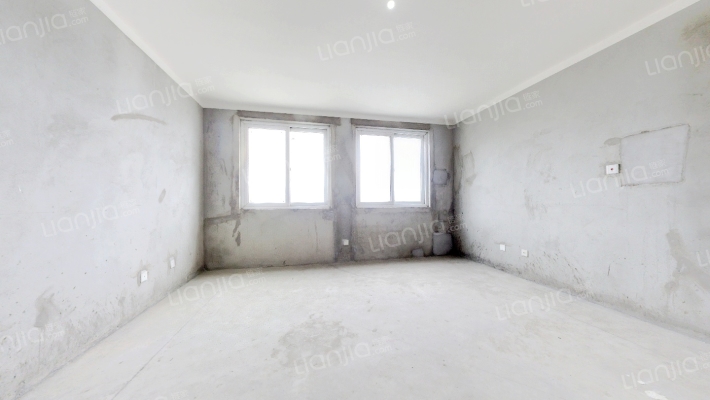 大新嘉苑二手房实景图