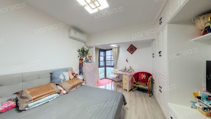 水韵雨滴苑二手房实景图