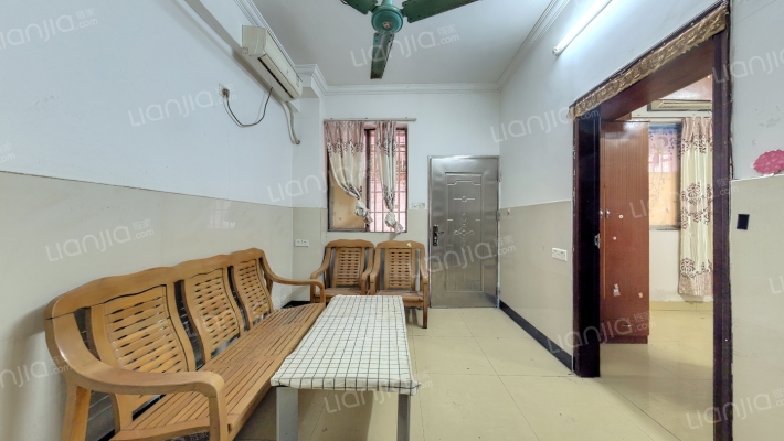 金满花园二手房实景图