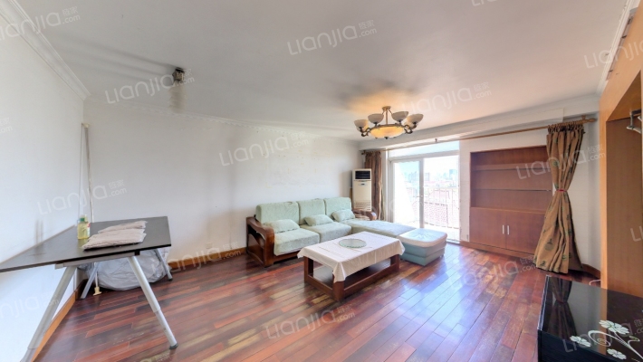 世纪花苑二手房实景图