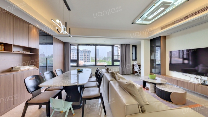 保利和光尘樾三期二手房实景图