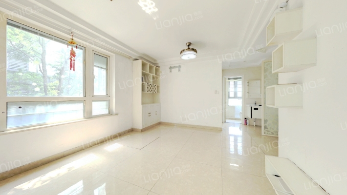 绿地金山名邸二手房实景图