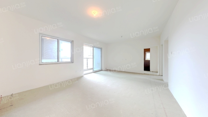 源上湾万融城C区二手房实景图