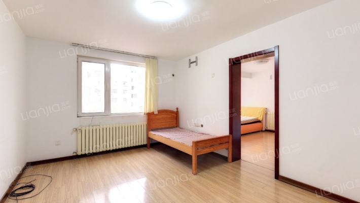 学府苑二手房实景图