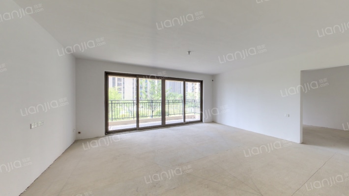 碧桂园凤凰城湖景苑二手房实景图