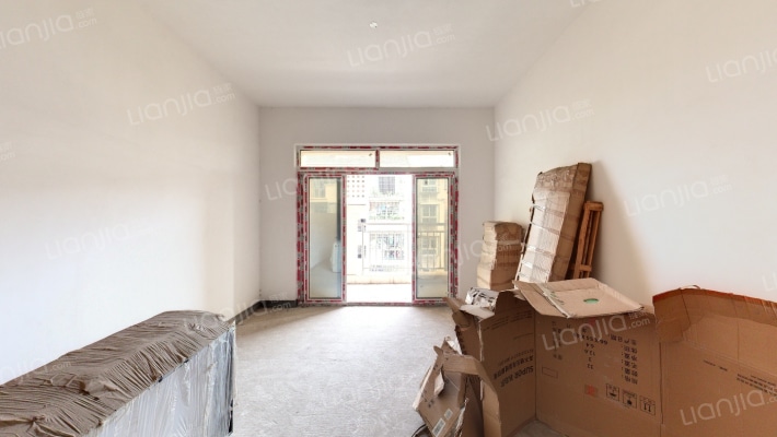 新成佳苑B区二手房实景图