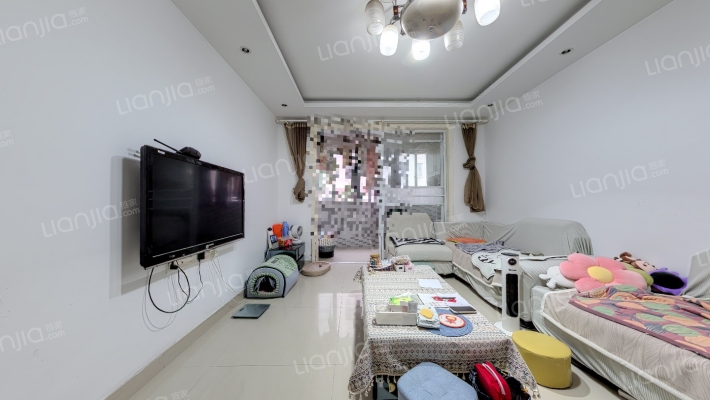 万佳花苑二手房实景图