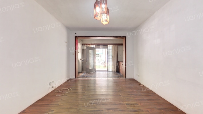 权晖花园二手房实景图