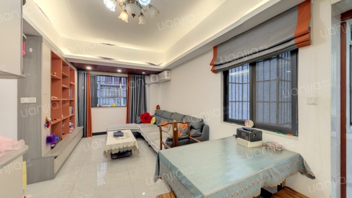 星辰大厦二手房实景图