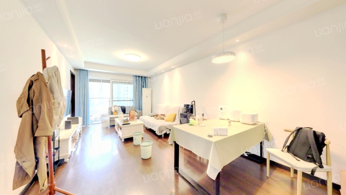 万科理想城三期星河二手房实景图