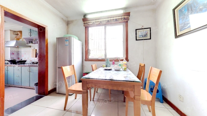 春馨园A区二手房实景图