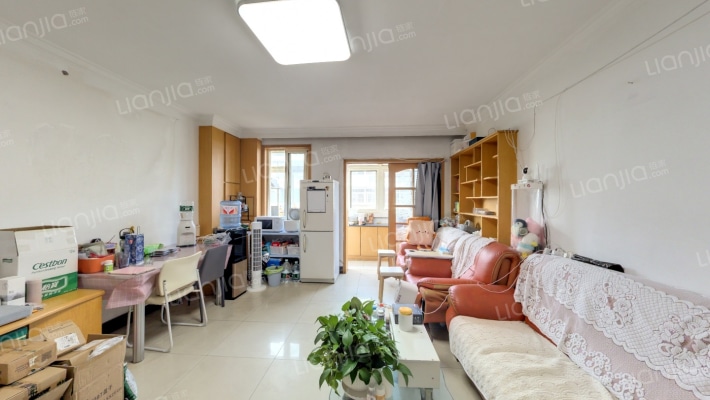 利海家园二手房实景图