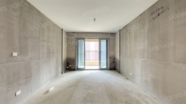 澳海云天赋二手房实景图