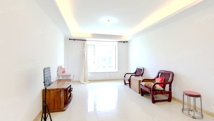 东郊小镇第三街区二手房实景图