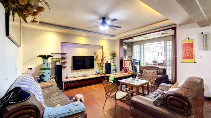 金宏嘉庭二手房实景图