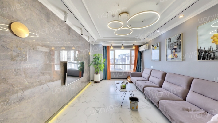 吾悦和府B区二手房实景图