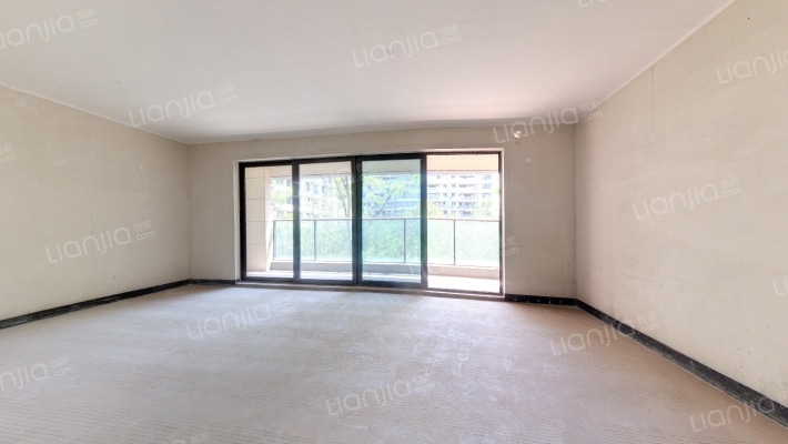 龙湖云瑶玉陛瑶林一组团二手房实景图