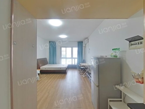 整租·伍家岭生活广场 1室0厅 南