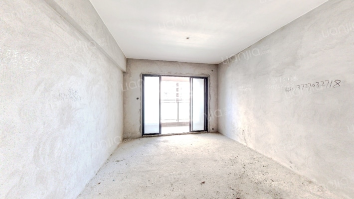 中凯华庭二手房实景图