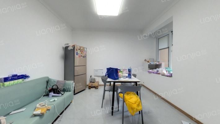 明秀映江苑二手房实景图