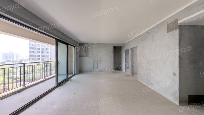 龙兴国际生态新城天璞二手房实景图