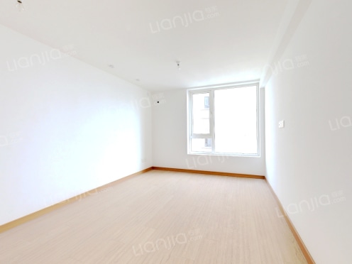 整租·合能枫丹铂麓一期 3室1厅 跃层 东南