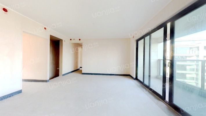 龙湖两江郦湾一期蓝屿二手房实景图