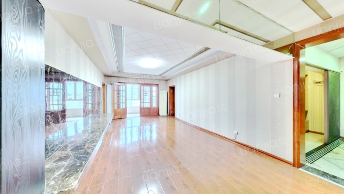 中财公寓二手房实景图