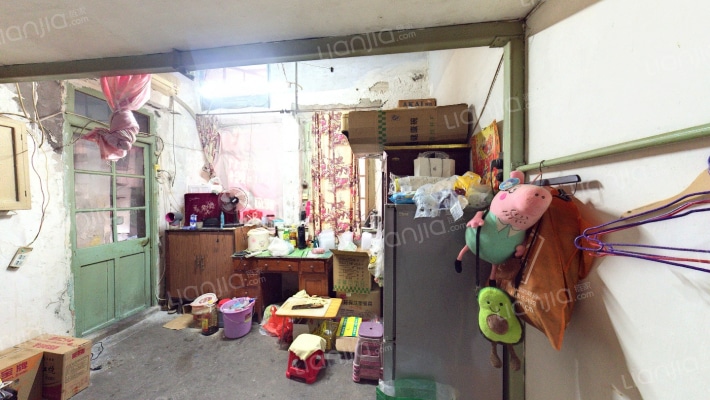 兴安路215号二手房实景图