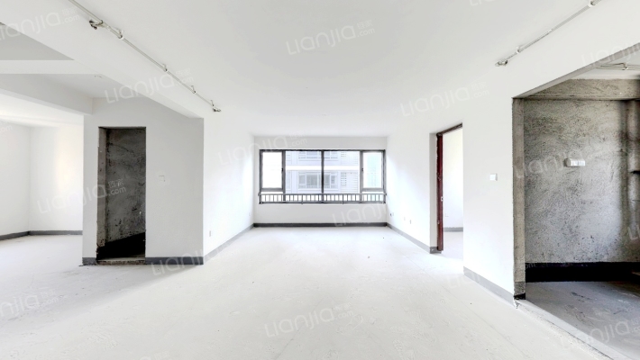 澜沁臻品府南区二手房实景图