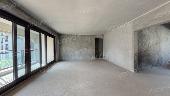 蓝光悦江府一期二手房实景图