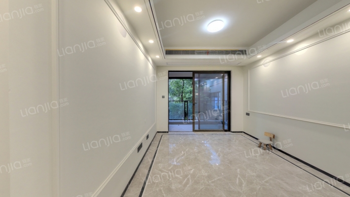 中海渝中云锦二手房实景图