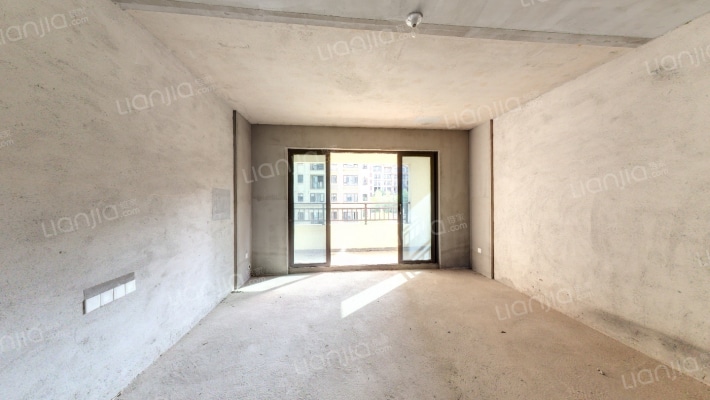 美的梧桐庄园二手房实景图