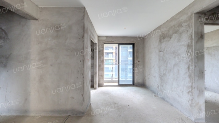 海伦堡十里东江二手房实景图