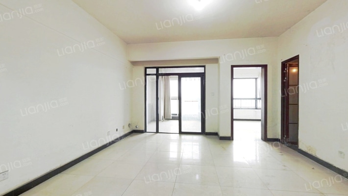 八号公寓二手房实景图