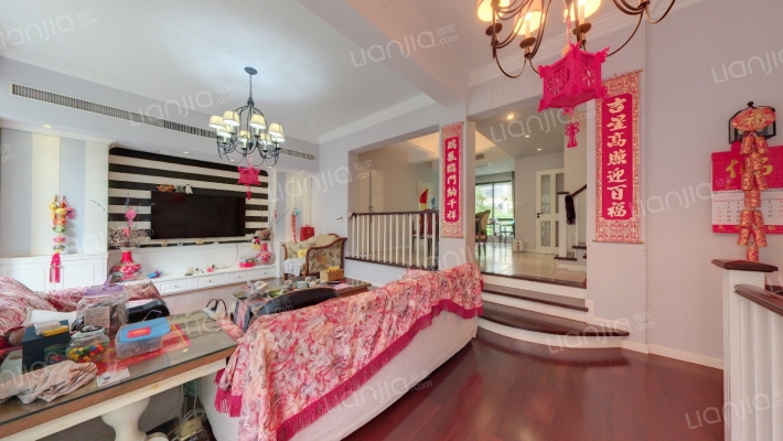 三江鸣翠蓝湾二手房实景图