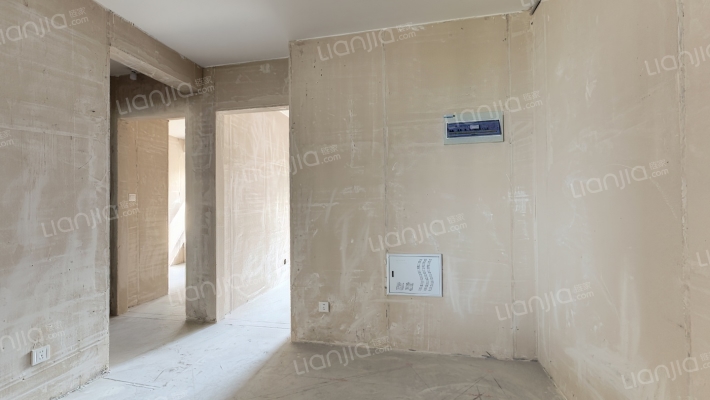 四季花苑二手房实景图